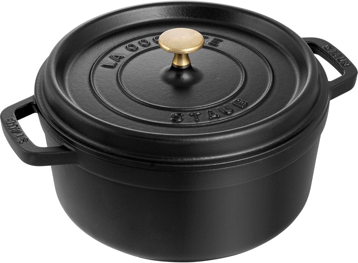 Test de la cocotte ronde Staub 1102425 - 24 cm noir