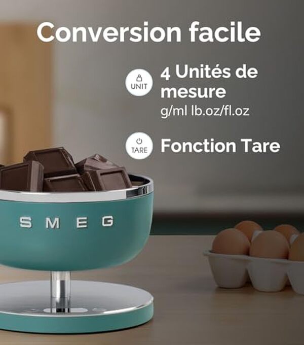 Découvrez notre test de la balance de cuisine Smeg KSC01BLMWW. Apprenez tout sur son design noir mat et ses performances étonnantes pour une précision de pesée optimale.