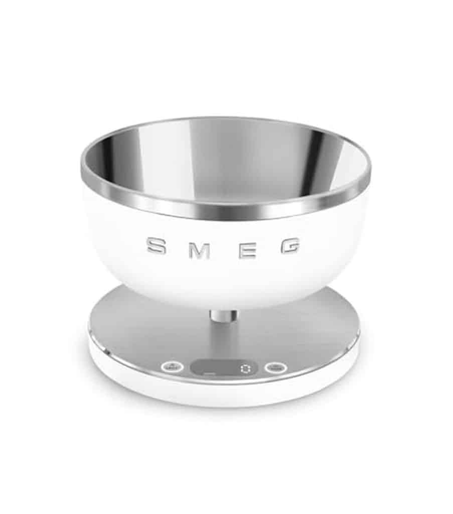 Test de la balance de cuisine Smeg KSC01WHMWW : précision et élégance en blanc mat