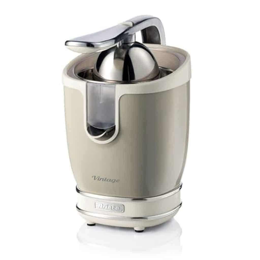Test de la centrifugeuse électrique Ariete Vintage beige