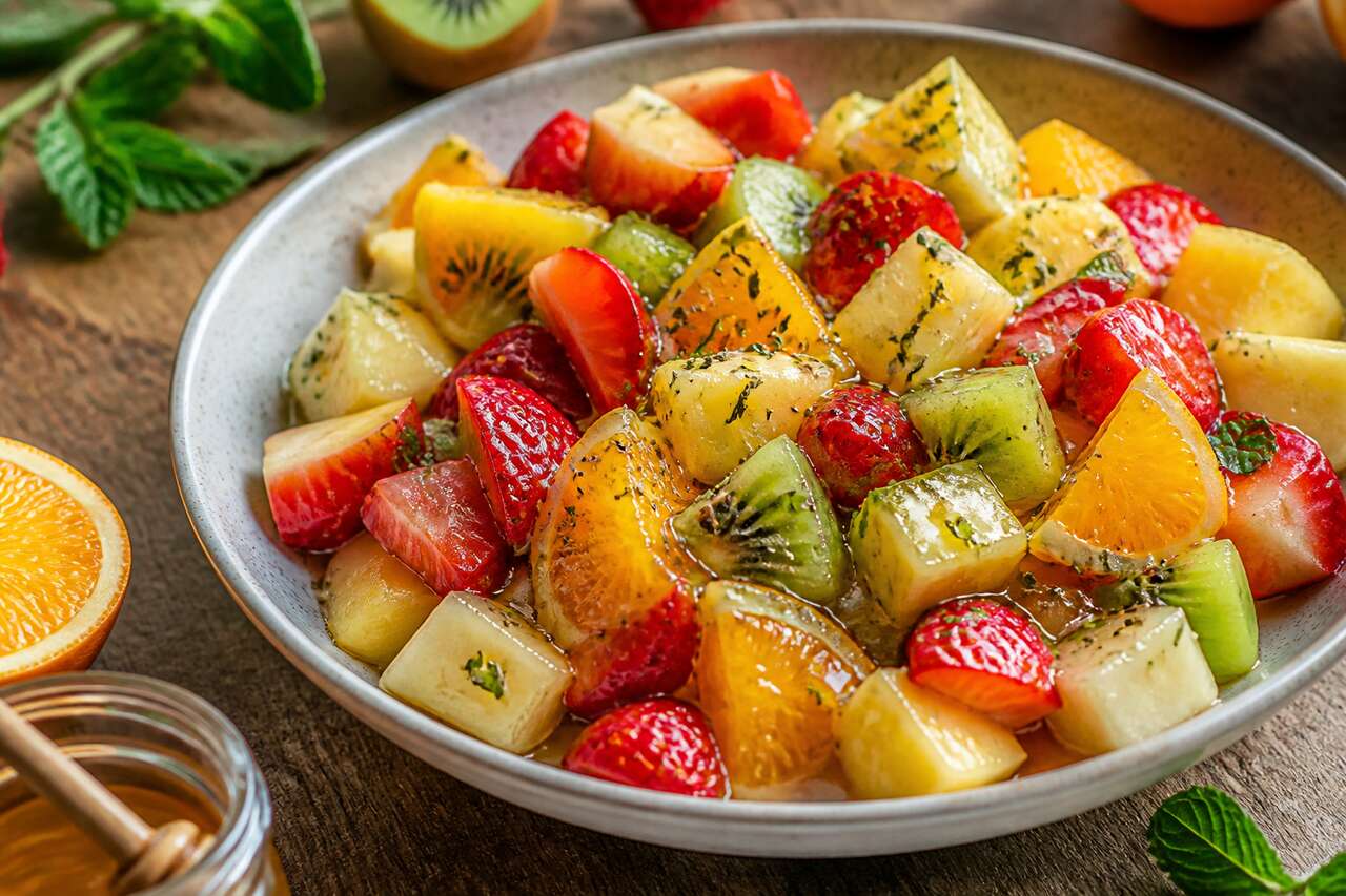 Salade de fruits d'été au thym : une recette rafraîchissante